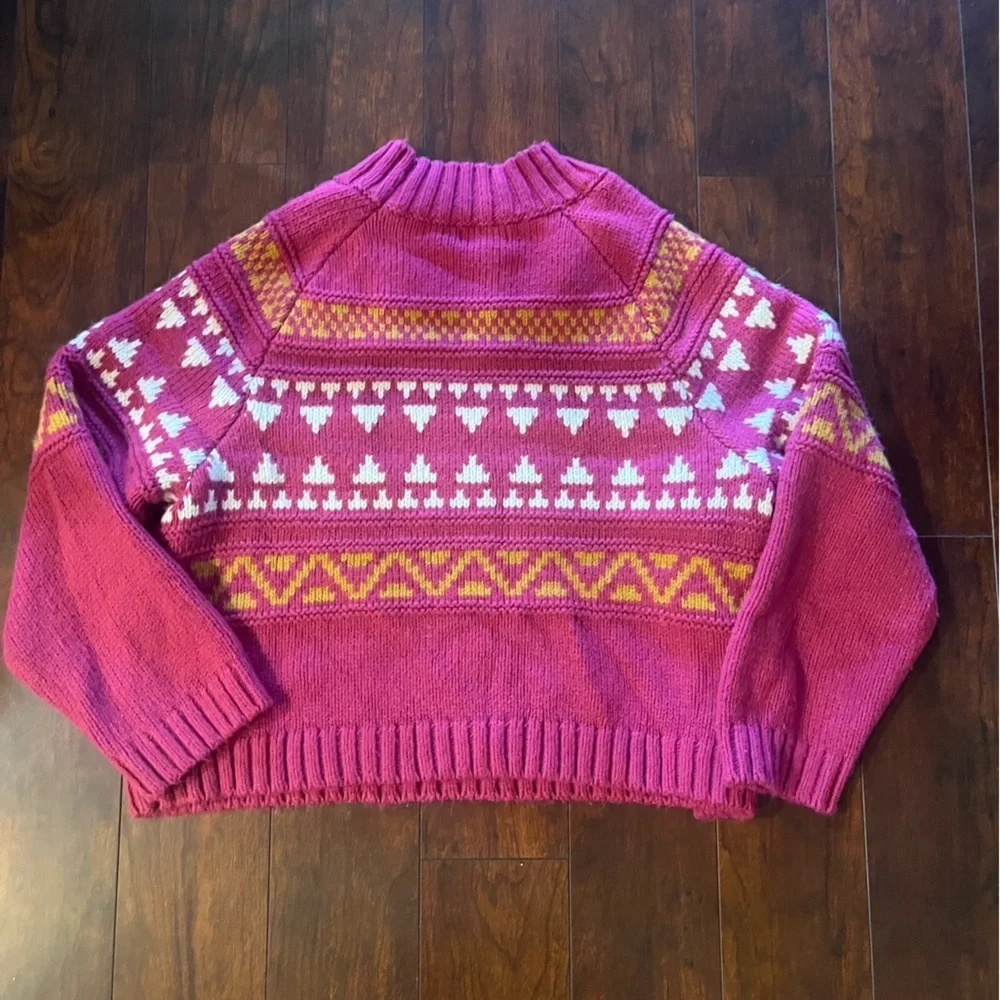 Universal Thread Pink Patterned Turtleneck Sweater